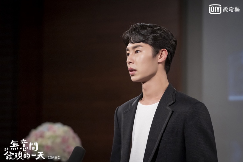 《意外發現的一天》李宰旭只有21歲!6位老著等韓星,他比朴敘俊、李鍾碩小,卻被叫哥