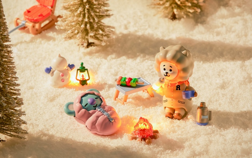 BT21聖誕新品上市!TATA、CHIMMY換上聖誕老人裝,加碼第四彈BT21盒玩,阿米們又要破財啦!