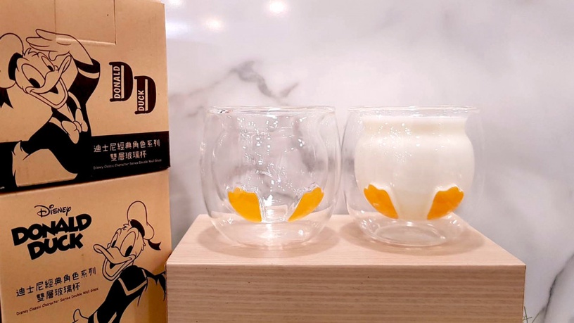 唐老鴨變成雙層玻璃杯了!超萌的唐老鴨屁屁雙層玻璃杯,唐老鴨粉絲必收~