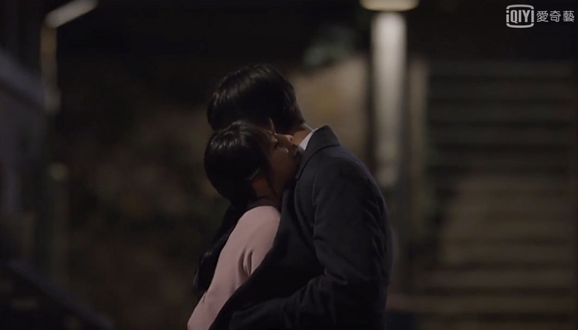 5部韓劇經典「大衣抱」!池昌旭、李敏鎬牢牢圈住女主角,《1988》朴寶劍大衣太短,蓋不住惠利!