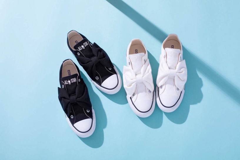 Converse full hearts「愛心情人節鞋款」,滿版愛心好甜!加碼爆紅「蝴蝶結懶人鞋」