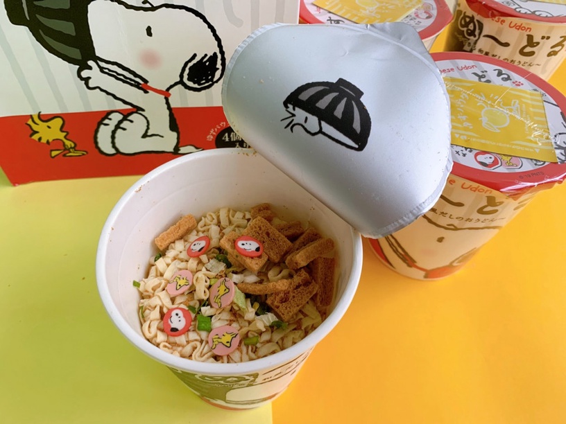 日本環球影城限定史努比泡麵~到環球影城必買伴手禮就是它了!還吃得到史努比魚板喔~