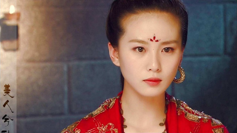 古裝劇12位「桃花妝」古裝女神!《鶴唳華亭》李一桐美,不過章子怡才真的經典