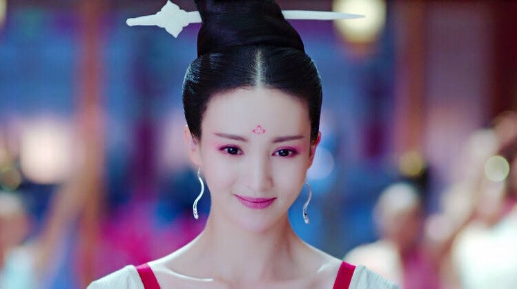 古裝劇12位「桃花妝」古裝女神!《鶴唳華亭》李一桐美,不過章子怡才真的經典