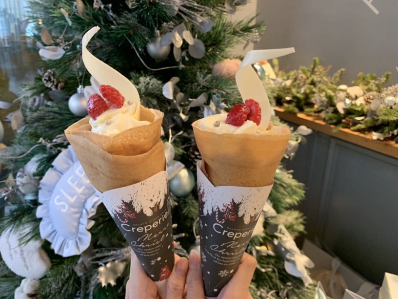 gelato pique café 與日本同步推「紅色莓果起司蛋糕可麗餅」,浪漫聖誕小屋好好拍!