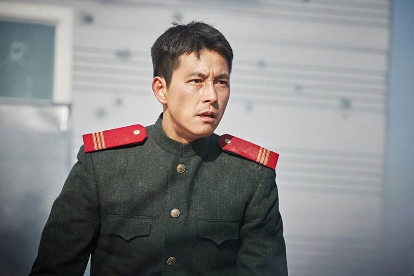 《愛的迫降》軍官玄彬帥翻!5男星演北韓人,李鍾碩這部被說不像,金秀賢演活雙面間諜