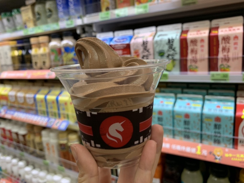 巧克力控開吃!全家便利商店推MONBANA巧克力系列,巧克力麵包、甜點、熱可可都必吃!