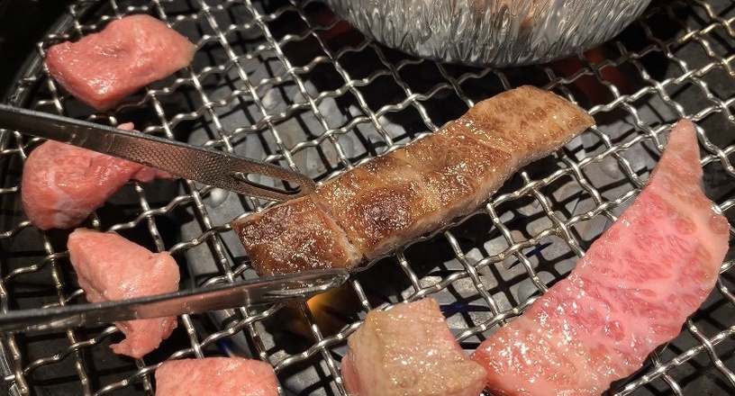新開幕燒肉大推薦,Luigi路易奇電力公司賣的竟然是燒肉!高級和牛平價就可以吃到!
