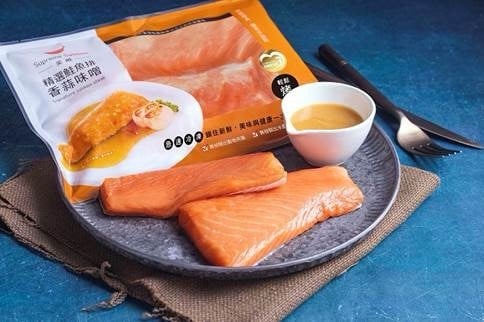 美威鮭魚「香蒜味噌鮭魚排」、「蒲燒鮭魚排」全聯獨家搶先賣!便利鮭魚料理迅速上桌!