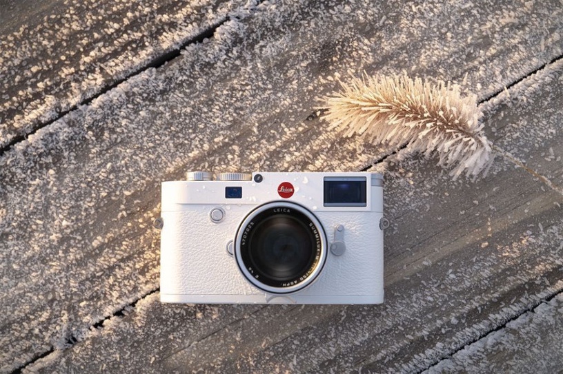 LEICA推出聖誕限定「雪白徠卡相機」,純白夢幻徠卡機身、背帶,全球350組限量開搶!