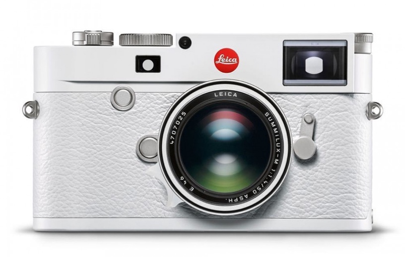 LEICA推出聖誕限定「雪白徠卡相機」,純白夢幻徠卡機身、背帶,全球350組限量開搶!