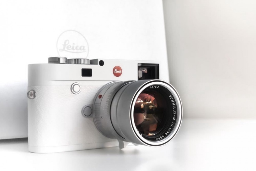 LEICA推出聖誕限定「雪白徠卡相機」,純白夢幻徠卡機身、背帶,全球350組限量開搶!