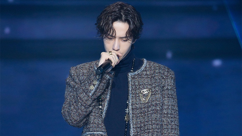 新浪票選2019年度人氣男演員TOP 10!肖戰、王一博爭冠軍,第三名有洋蔥