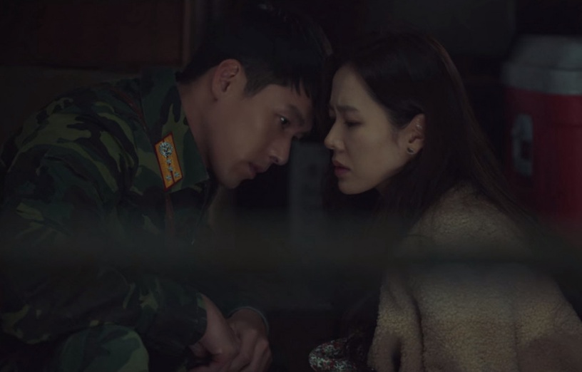 《愛的迫降》玄彬&孫藝珍親了!6部韓劇遇險必接吻,渡氣、躲追殺,果然愛用吻解決問題