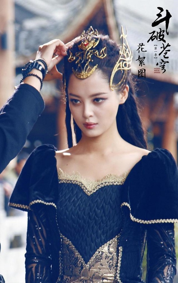 《如懿傳》惡毒嘉妃變《慶餘年》呆萌俠女!辛芷蕾10古裝女神角色,《狼殿下》超美