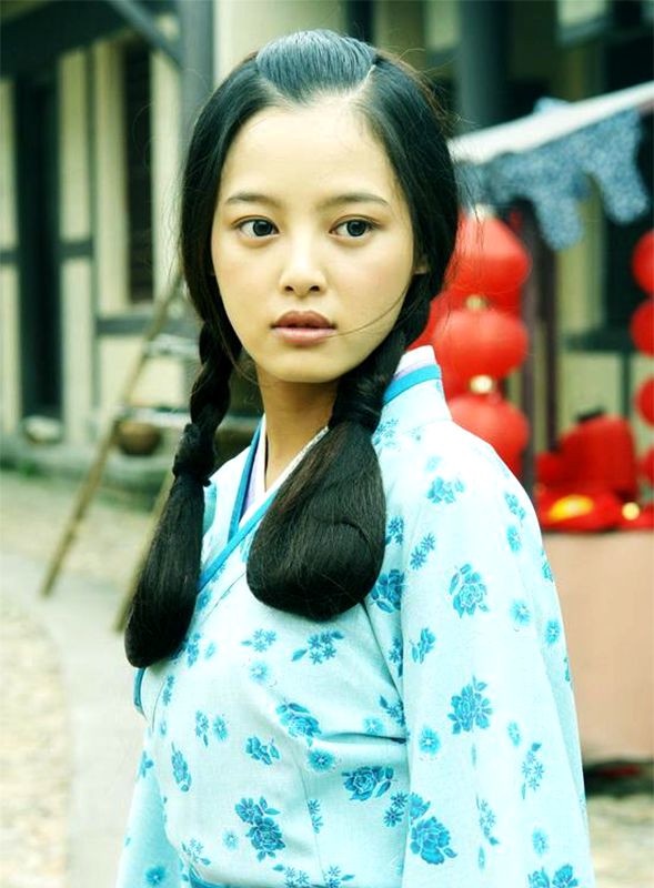 《如懿傳》惡毒嘉妃變《慶餘年》呆萌俠女!辛芷蕾10古裝女神角色,《狼殿下》超美