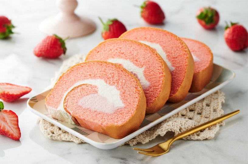 冰心捲蛋糕4入：草莓雙餡生乳捲／95元