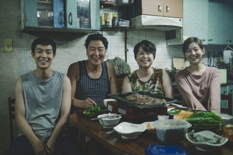 電影《寄生上流》橫掃奧斯卡,其中兩位演員竟是《愛的迫降》裡的他們!