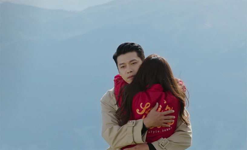 《愛的迫降》心動名場面Top10!正赫&世理醫院之吻、雪中擁抱,每幕都浪漫到出不了坑!