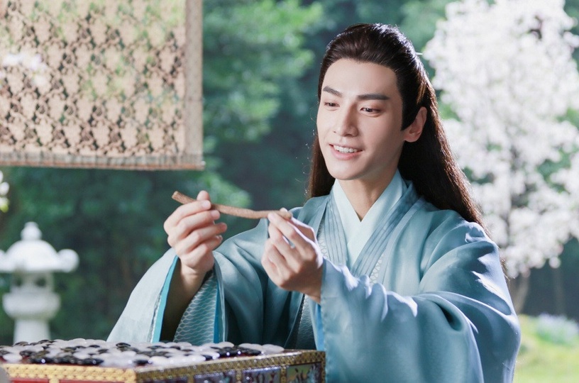 罗云熙百变角色1:《皓衣行》楚晚宁 气质卓然的师尊