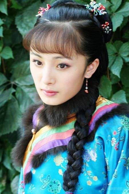 楊冪14個你沒看過的古裝角色!這部清宮劇堪稱顏值顛峰,第八部的造型卻徹底毀了女神