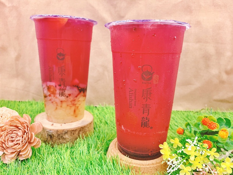 康青龍推夢幻桑葚系飲品「桑葚香檸冰茶」、「桑葚荔枝風味冰茶」,酸甜不膩4/10開賣!