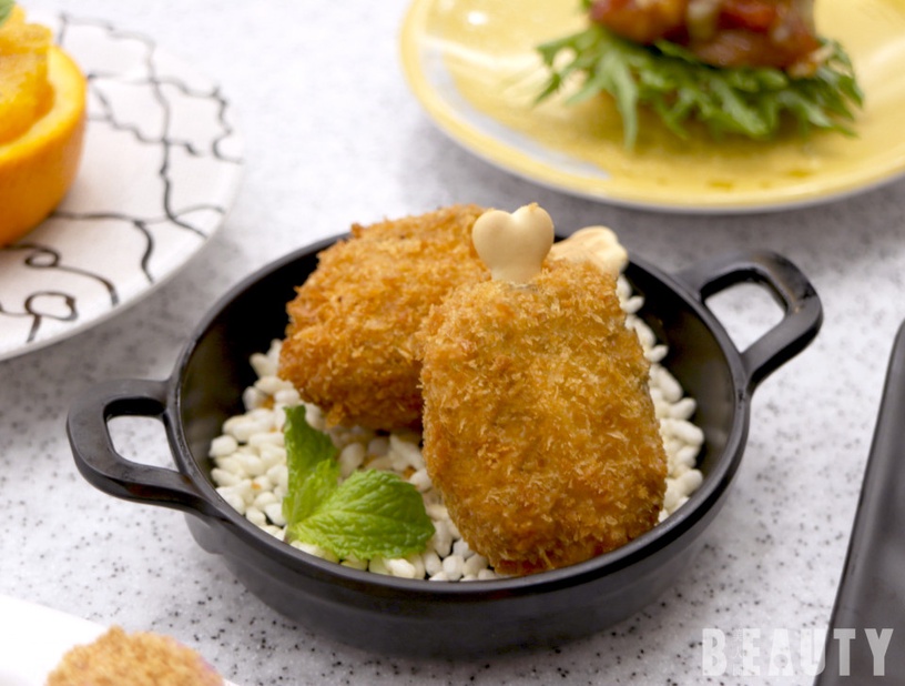 雞腿被縮小燈照到啦!点爭鮮推出「Mini Food」系列,超Q的迷你雞腿竟然是酥炸布朗尼?