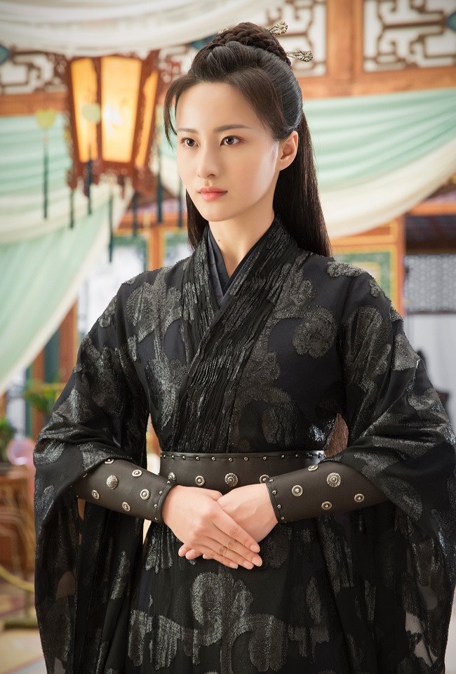 趙麗穎《有翡》新劇照舞刀帥炸!陸劇10個「令人驚艷女殺手」,她被稱為陸版「黑寡婦」
