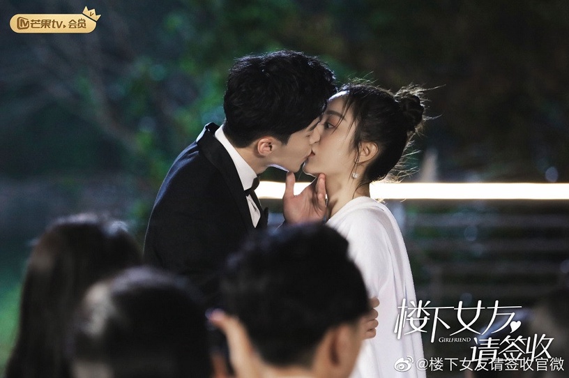 甜劇到底看哪部?近期甜寵劇的口碑榜TOP 9,《小美滿》不是最甜的,這部首集就吻上啦