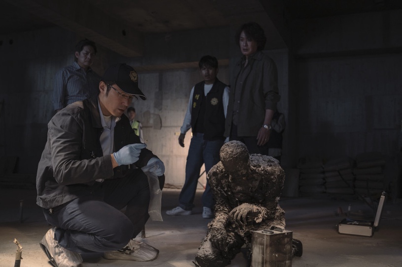 《誰是被害者》花絮揭屍體真相!王水溶屍參照真事,屍駭太噁,許瑋甯看到反胃想吐!