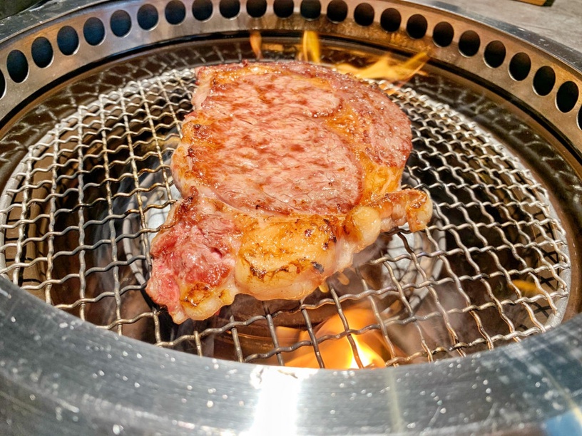 燒肉推薦店家加一!信義區燒肉中山ZONZEN吃得到超值和牛套餐,加碼「舒芙蕾奶油啤酒」