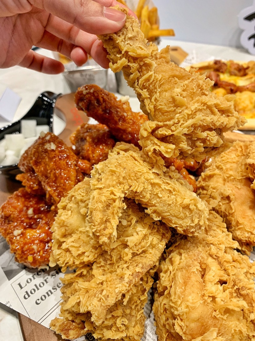 《愛的迫降》超夯炸雞「bb.q CHICKEN」首家外帶外送店開幕!6款經典炸雞+3款比薩登場
