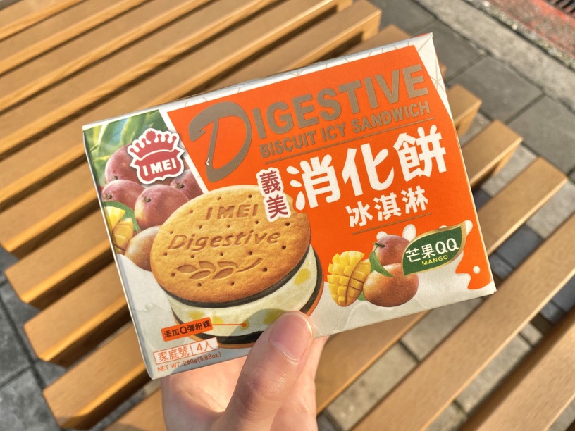 義美推出「芒果消化餅冰淇淋」!清爽的芒果冰淇淋與蒟蒻多層次口感,全台限定這邊販售