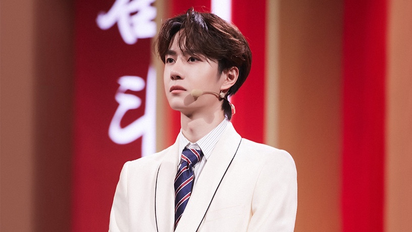 微博票選「讓人一見鐘情的顏值扛霸子」TOP 10!李現竟才第十、肖戰第五,第三有點意外