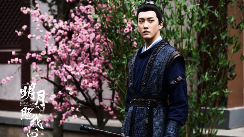 10位校園男神變古裝男神!《小美滿》龔俊就是《絕世千金》男主,林一《玲瓏》造型超帥