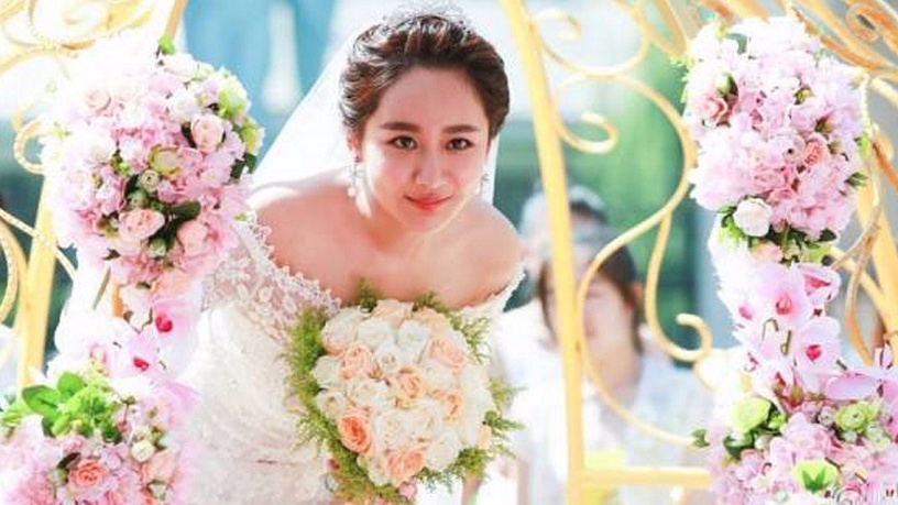 《親愛的,熱愛的》楊紫&李現拍婚紗!楊紫9個「陸劇嫁衣造型」,第八個是最驚悚黑歷史