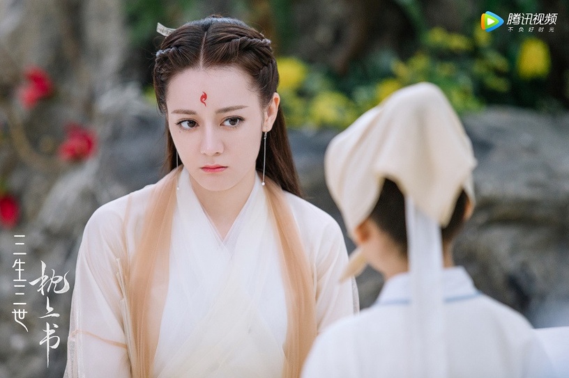 微博票選「陸劇收視頂流王牌女演員」TOP 10!楊冪竟第八,趙麗穎第五,前三名確實頂流