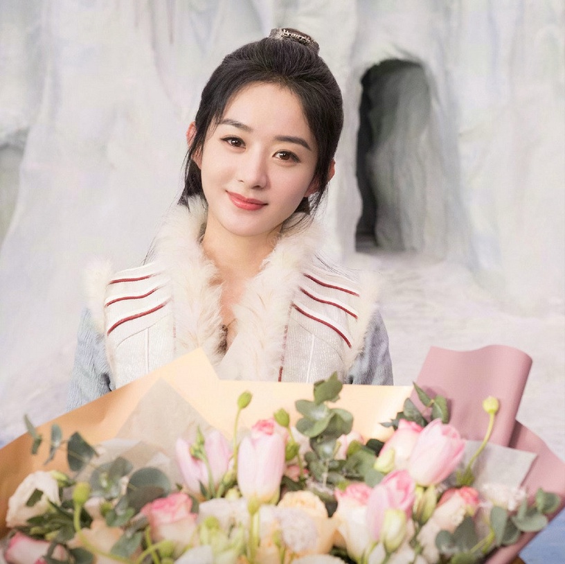 趙麗穎《有翡》造型再曝光!回顧趙麗穎9款「古裝劇大婚造型」,最後一套讓劇迷淚崩