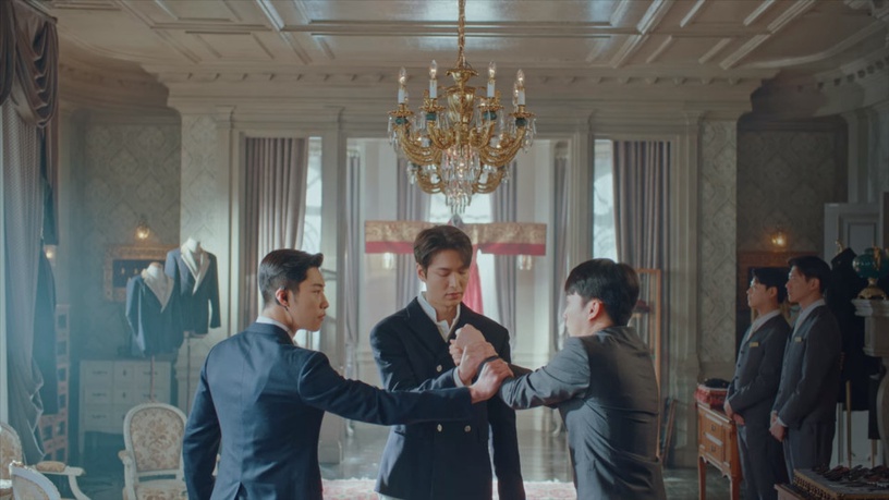《The King永遠的君主》李敏鎬和他更有火花?李袞穿越,曹影最想他,帝國全是袞曹CP粉