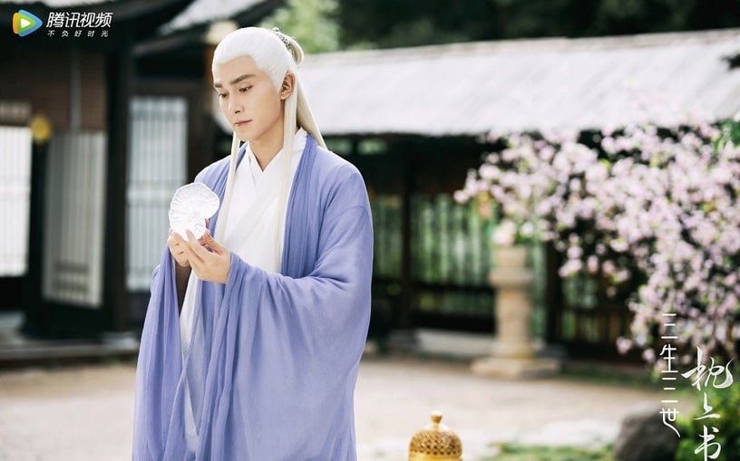 《三生三世枕上書》高偉光20套古裝造型大盤點!帝君紫衣N種穿法,根本帝君的伸展台