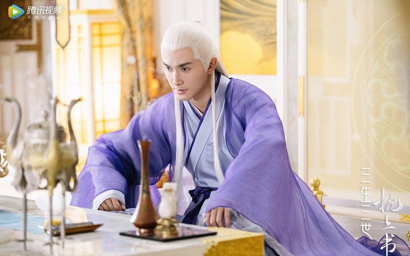 《三生三世枕上書》高偉光20套古裝造型大盤點!帝君紫衣N種穿法,根本帝君的伸展台
