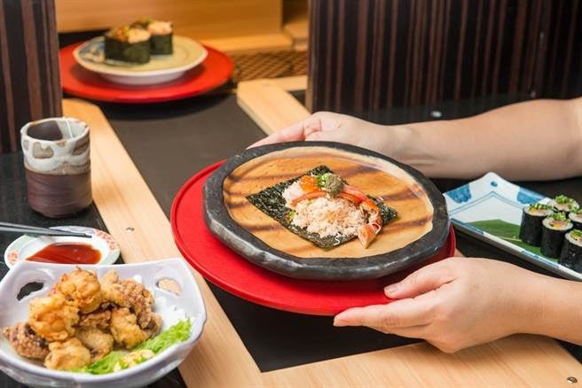 迴轉壽司直送包廂!「大漁迴轉壽司」新開幕,加碼和牛握壽司、鮪魚大腹握壽司買一送一