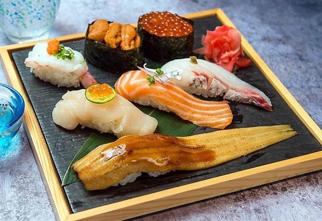 迴轉壽司直送包廂!「大漁迴轉壽司」新開幕,加碼和牛握壽司、鮪魚大腹握壽司買一送一
