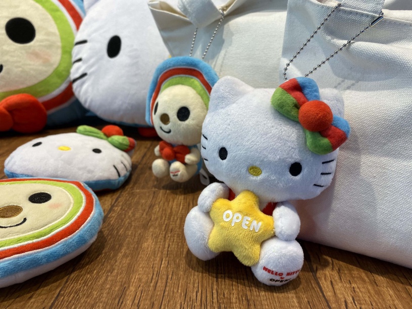 7-11推出Hello Kitty抱枕&零錢包!聯名OPEN小將推出6款系列周邊,就在這天準時開賣