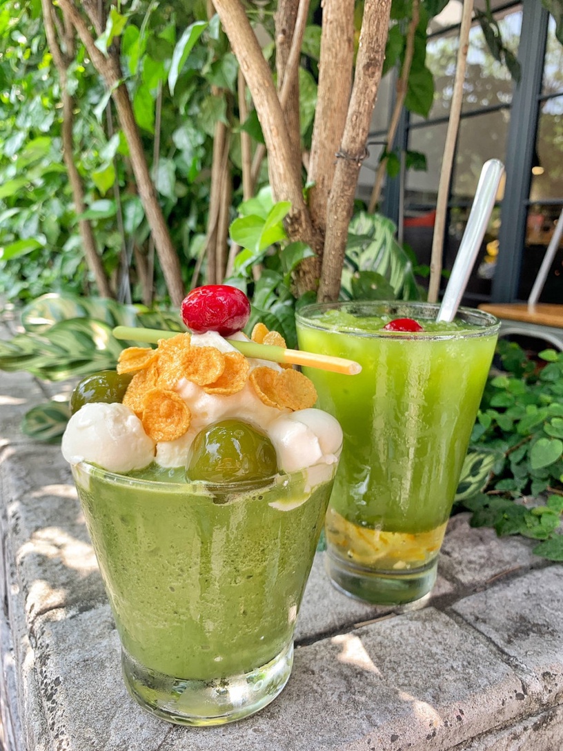 爆餡的抹茶岩漿!九州鬆餅推「抹茶岩漿蕨鬆餅」,香濃抹茶超邪惡,搭蕨餅太美味!