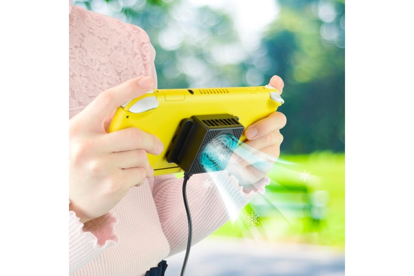 日本 Game Tech 推出「行動式散熱風扇 Gamers Mobile Cooler」，解決 Switch 機台玩太久過熱的問題！