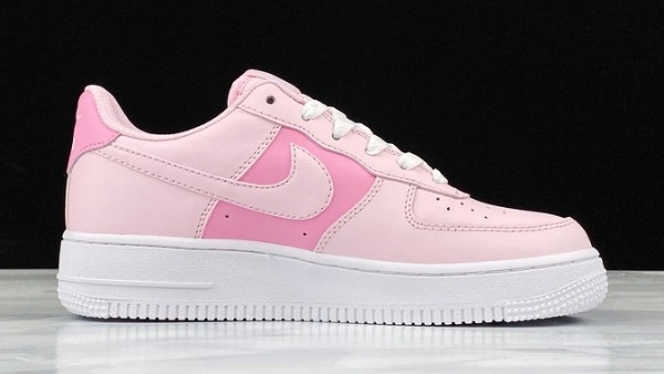 Nike Air Force 1 草莓牛奶粉
