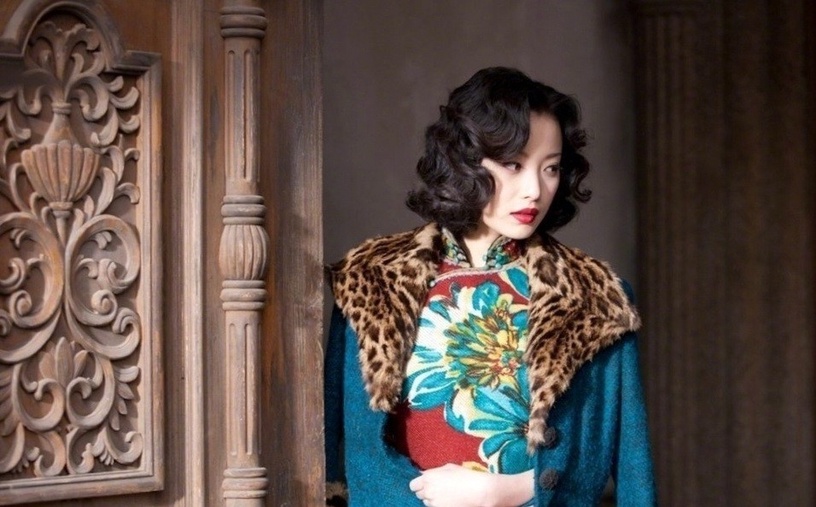 《韞色過濃》張予曦旗袍美炸!10位陸劇旗袍女郎,趙麗穎優雅、鞠婧禕仙,第三位最經典