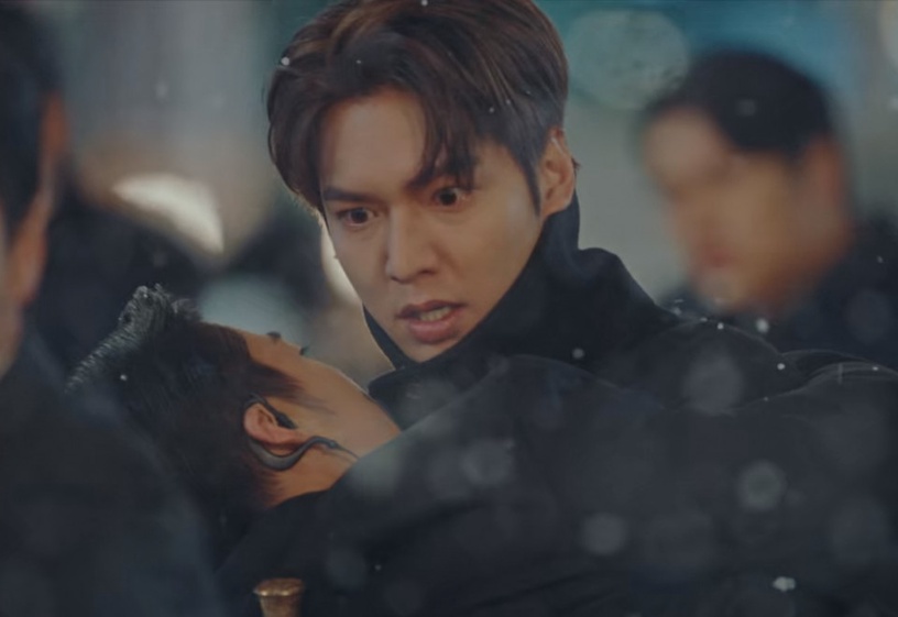 《永遠的君主》李敏鎬演活貴氣皇帝!霸氣對決李霖&君主慣性小動作,最後的2滴淚太絕