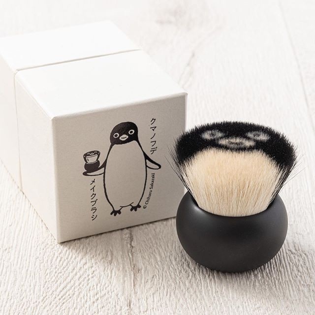 超療癒企鵝臉化妝刷登場!高品質刷毛+吸睛外表,5/20 在官網正式上架!